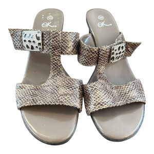 Women's Snake Print Sandals with Decorative Straps, Size 9, Silver